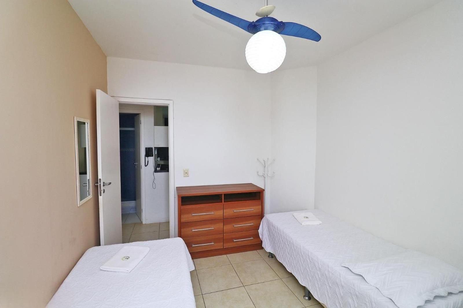 Amplo 2 Quartos Com Vista Mar: 300m Da Copacabana Apartamento