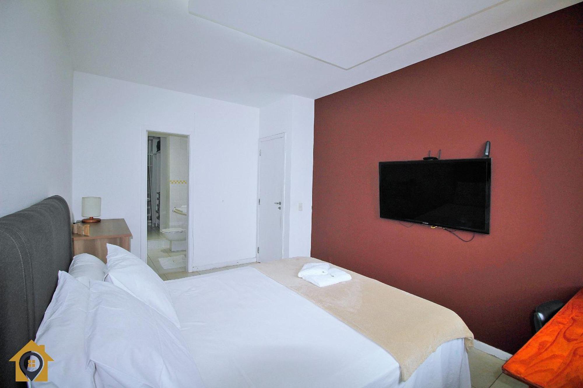 Apartamento Amplo 2 Quartos Com Vista Mar: 300m Da Copacabana