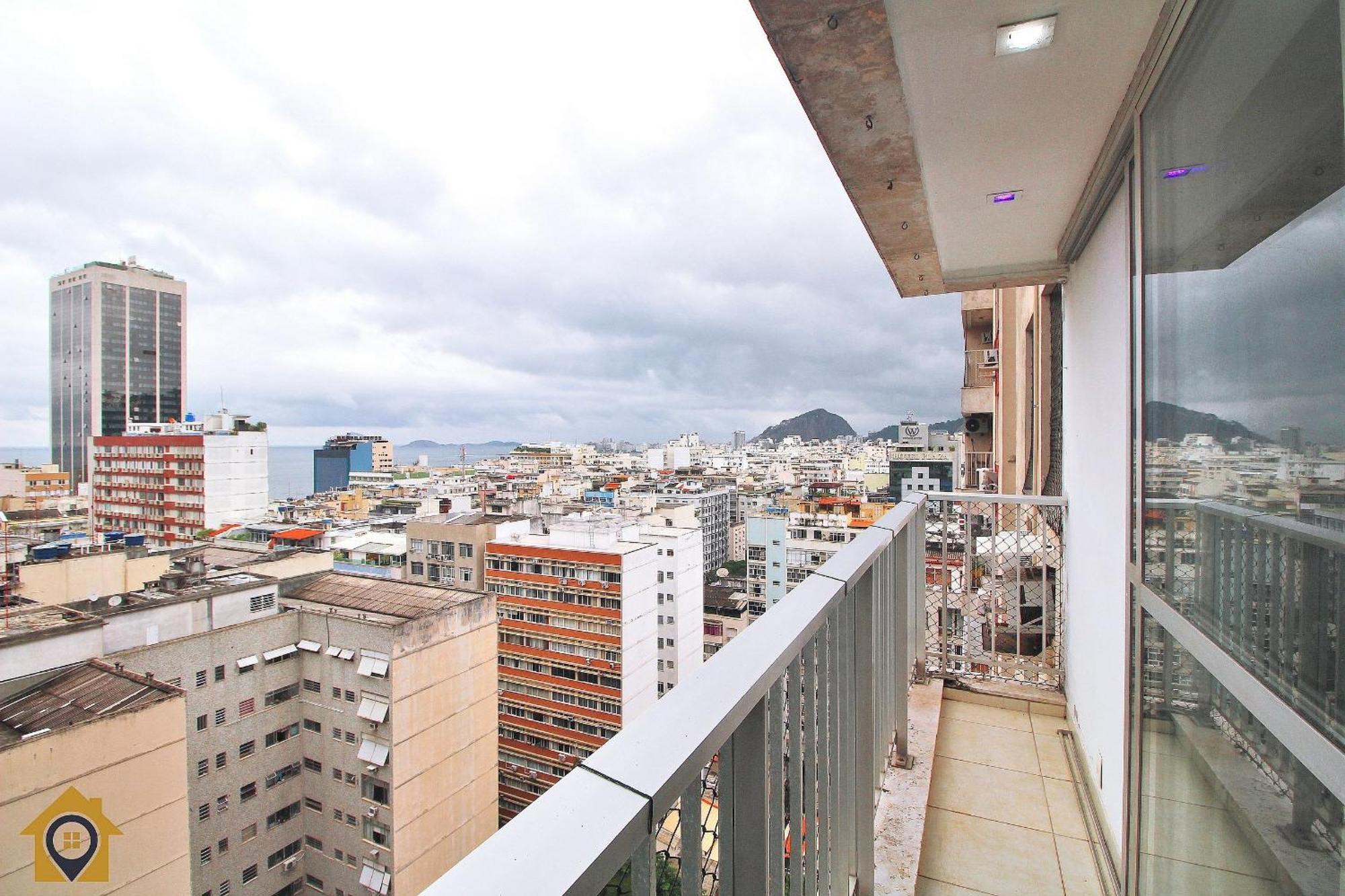 Apartamento Amplo 2 Quartos Com Vista Mar: 300m Da Copacabana Rio de Janeiro